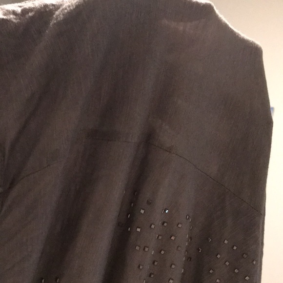 Banana Republic studded gray tank. NWT - womens size L. - Picture 13 of 13